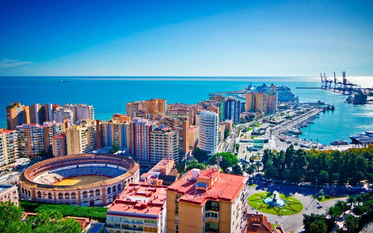 Malaga Velarde Center Apartment Luaran gambar