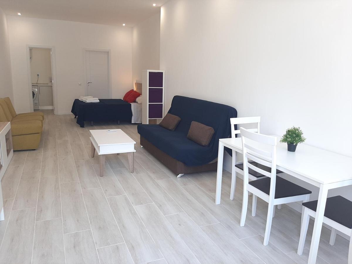 Malaga Velarde Center Apartment Luaran gambar